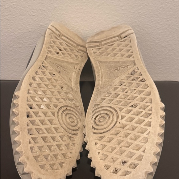 Salvatore Ferragamo Men’s Cube Leather Sneakers – Sophisticated Style - Picture 4 of 4